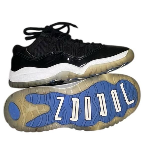 Nike Air Jordan 11 Retro Low FV5104-004 Patent Leather Athletic Sneaker Size 1 - Picture 5 of 6